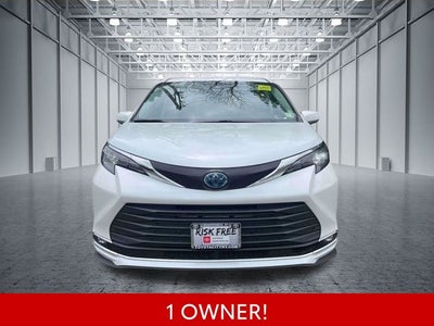 2025 Toyota Sienna XLE 8 Passenger