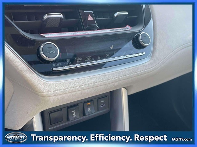 2023 Toyota Corolla Cross XLE