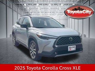 2025 Toyota Corolla Cross XLE