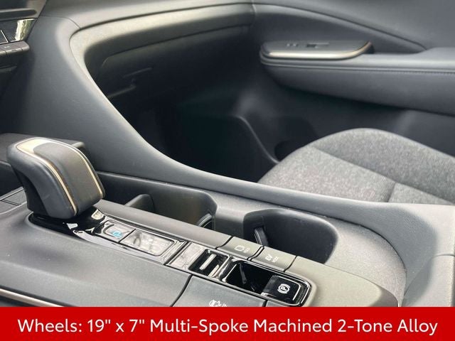 2023 Toyota Crown XLE AWD