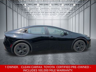 2025 Toyota Prius LE