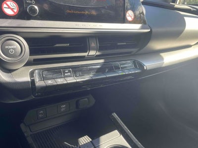 2025 Toyota Prius LE