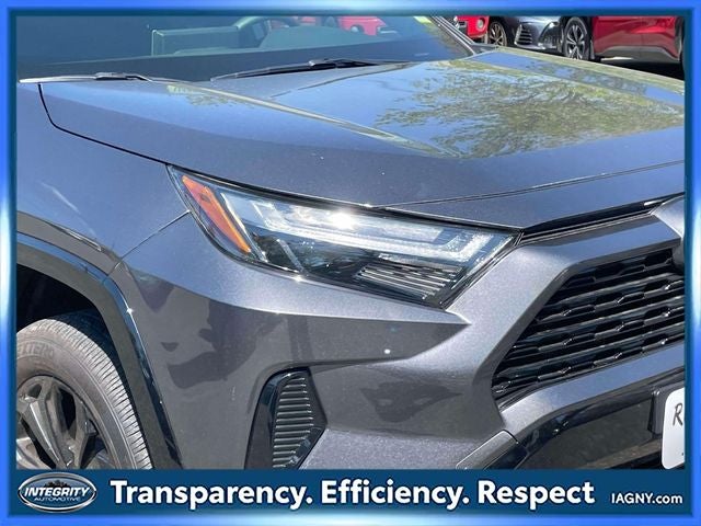 2023 Toyota RAV4 SE - Photo 10