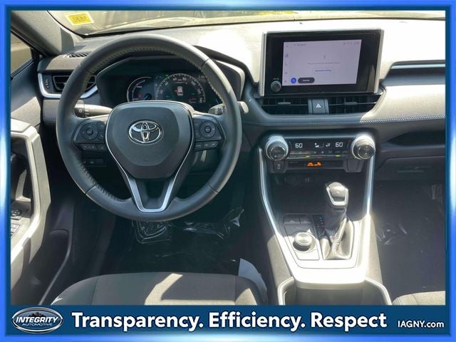 2023 Toyota RAV4 SE - Photo 13