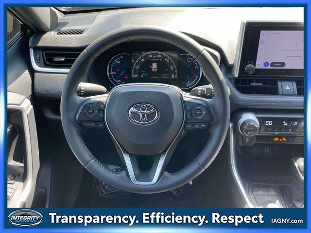 2023 Toyota RAV4 SE - Photo 14