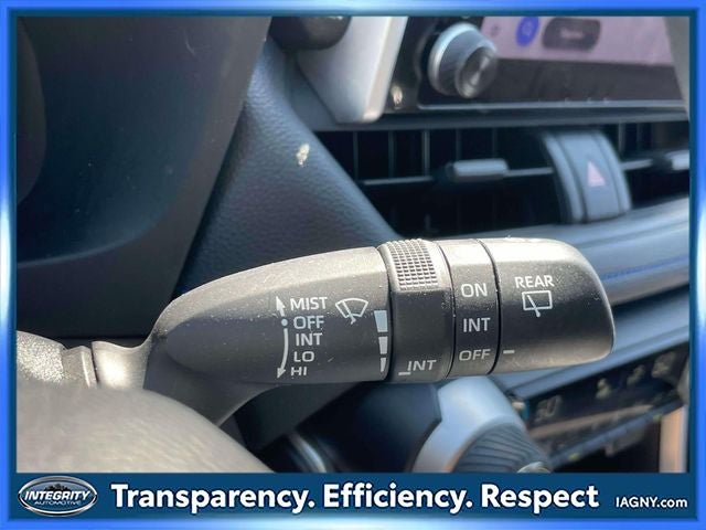 2023 Toyota RAV4 SE - Photo 25