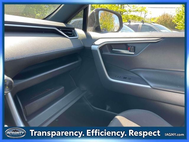 2023 Toyota RAV4 SE - Photo 34