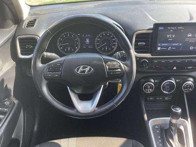 2022 Hyundai Venue SEL