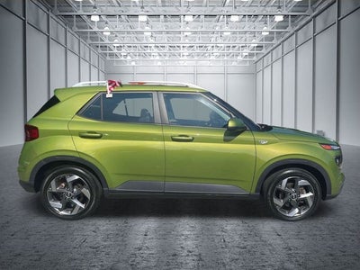 2022 Hyundai Venue SEL