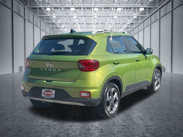 2022 Hyundai Venue SEL