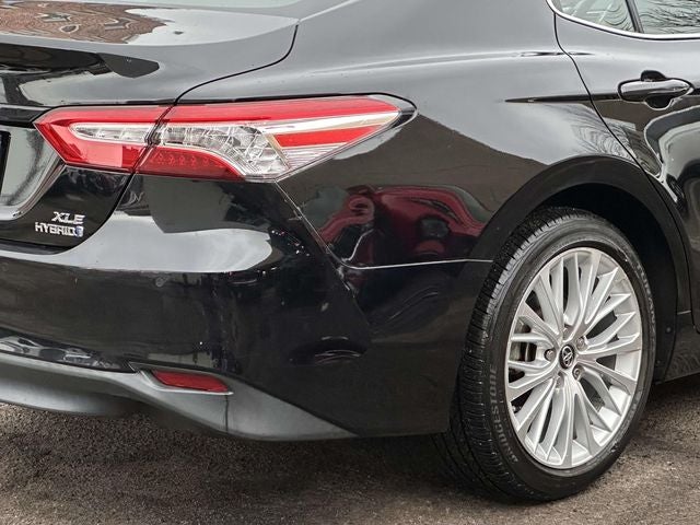 2018 Toyota Camry Hybrid XLE