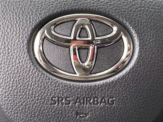 2026 Toyota Sienna LE Mobility 8 Passenger