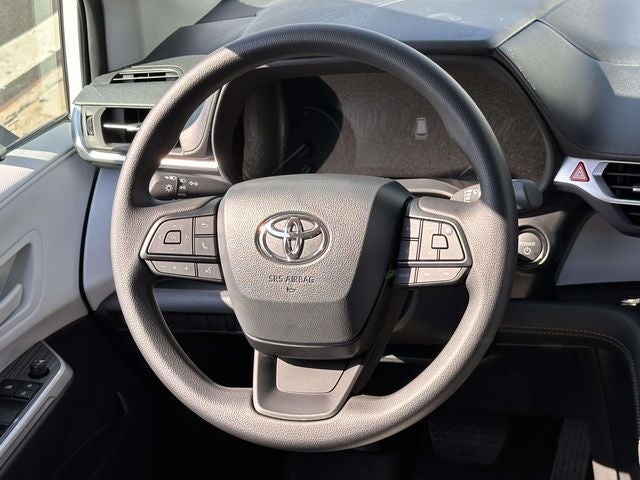 2026 Toyota Sienna LE 8 Passenger Mobility Van Taxi Ready
