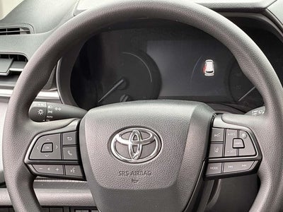2025 Toyota Sienna LE 8 Passenger