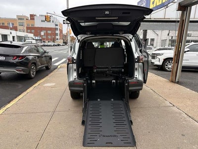 2025 Toyota Sienna LE 8 Passenger