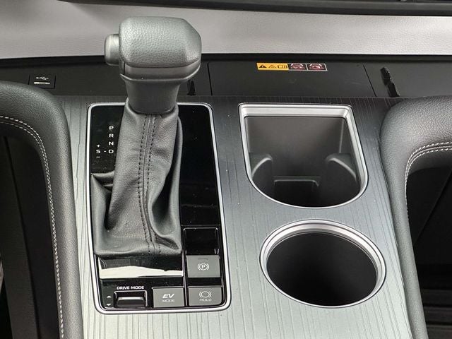 2025 Toyota Sienna Mobility LE 8 Passenger