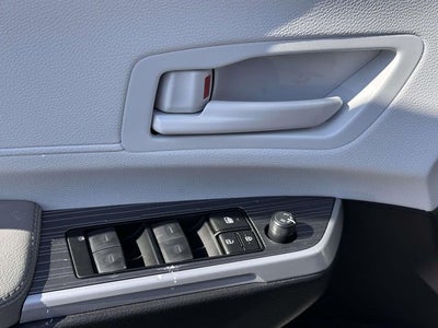 2026 Toyota Sienna LE 8 Passenger Mobility Van Taxi Ready