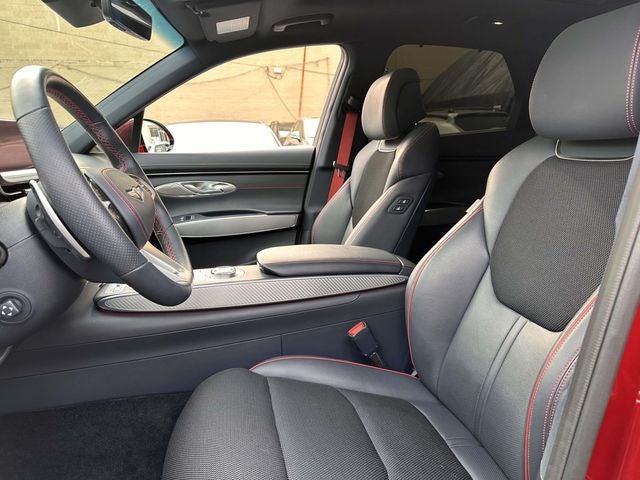 2023 Genesis GV70 2.5T