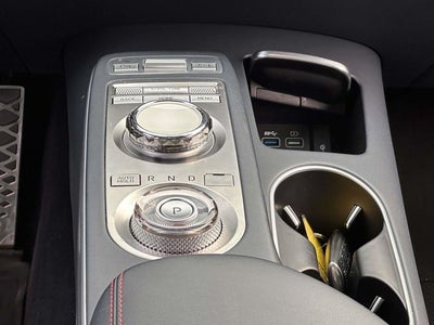 2023 Genesis GV70 2.5T