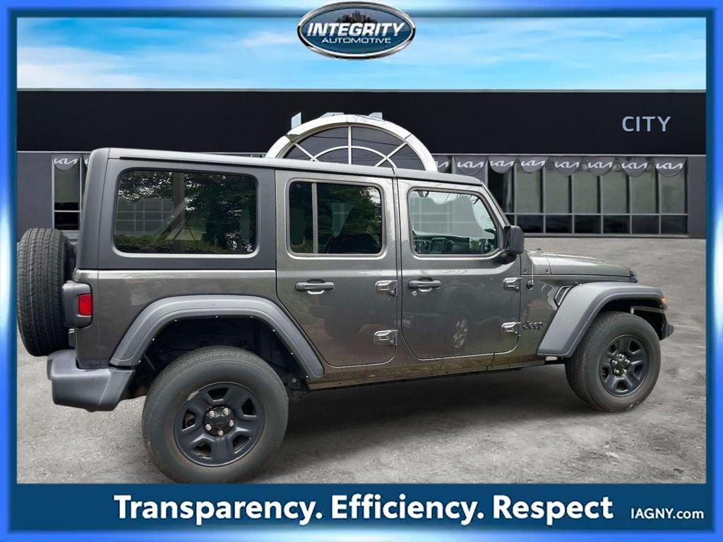 2022 Jeep Wrangler Unlimited Sport
