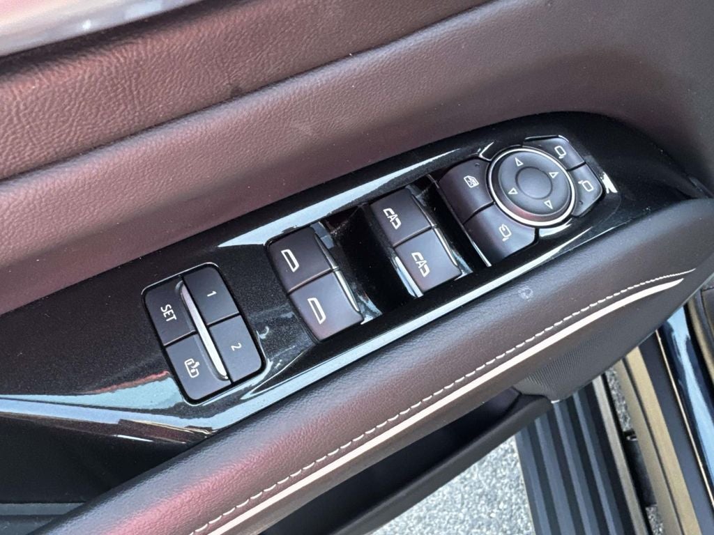 2024 Cadillac Escalade Sport