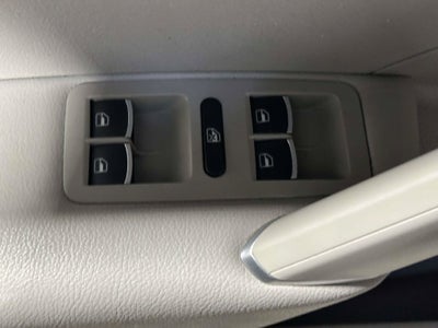 2016 Volkswagen Passat 1.8T R-Line
