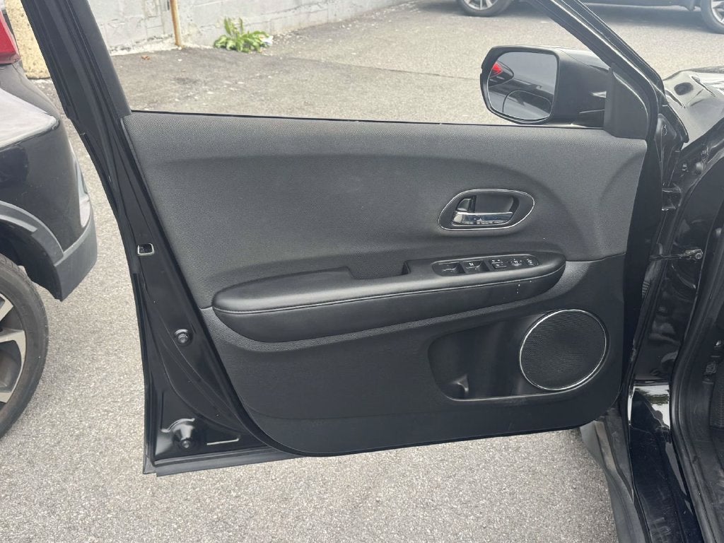 2022 Honda HR-V EX