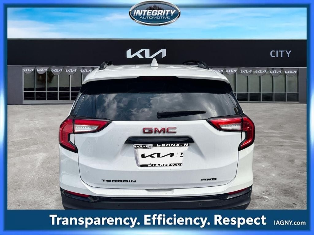 2023 GMC Terrain SLE