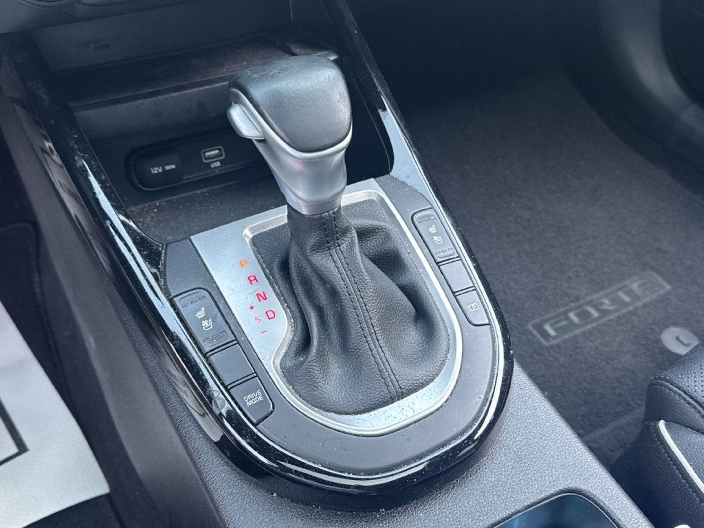 2023 Kia Forte GT-Line