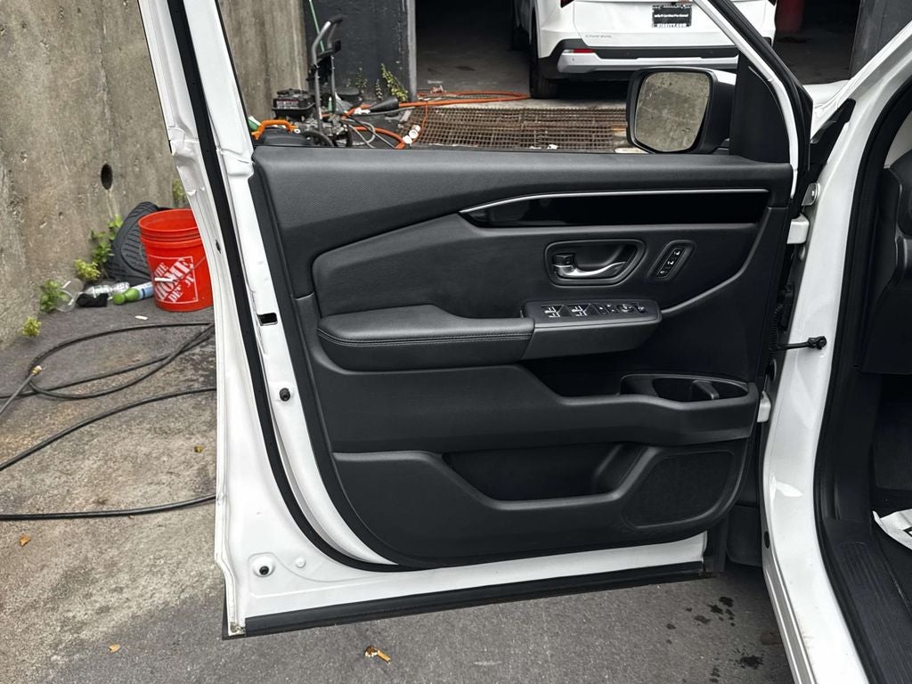 2023 Honda Pilot EX-L 8 Passenger
