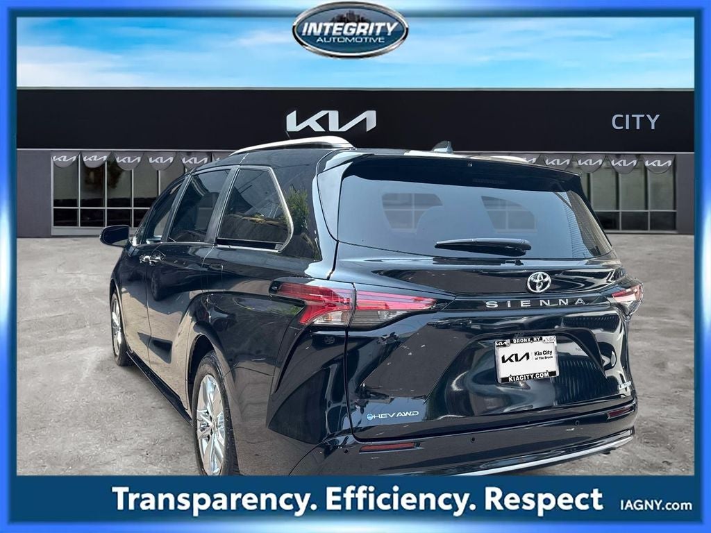 2026 Toyota Sienna Limited 7 Passenger