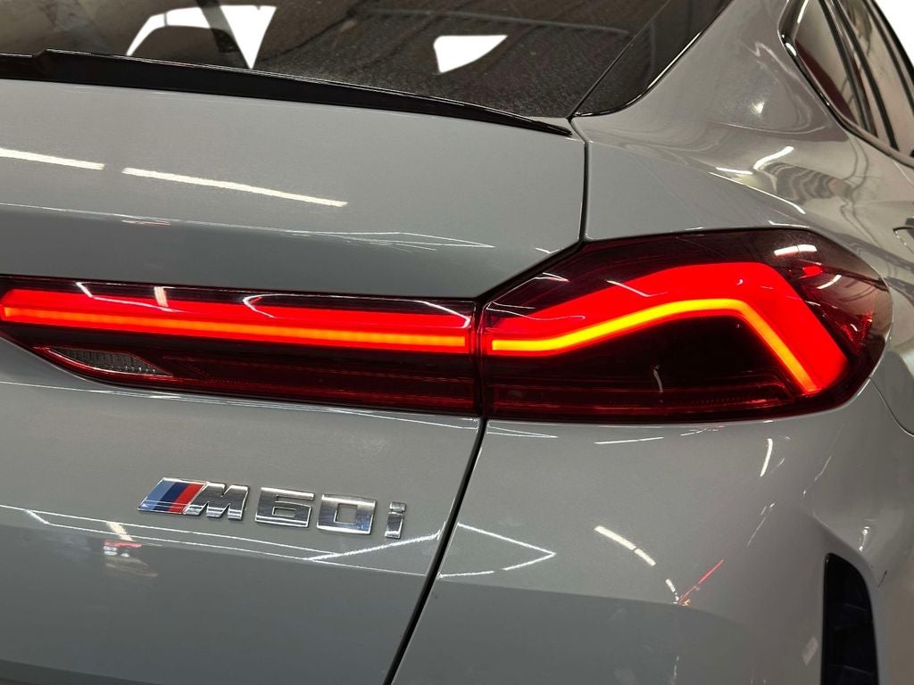 2024 BMW X6 M60i