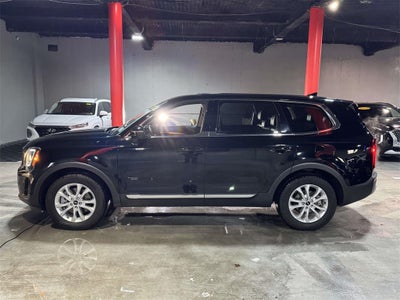 2022 Kia Telluride LX