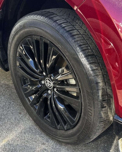 2023 Toyota Venza Nightshade