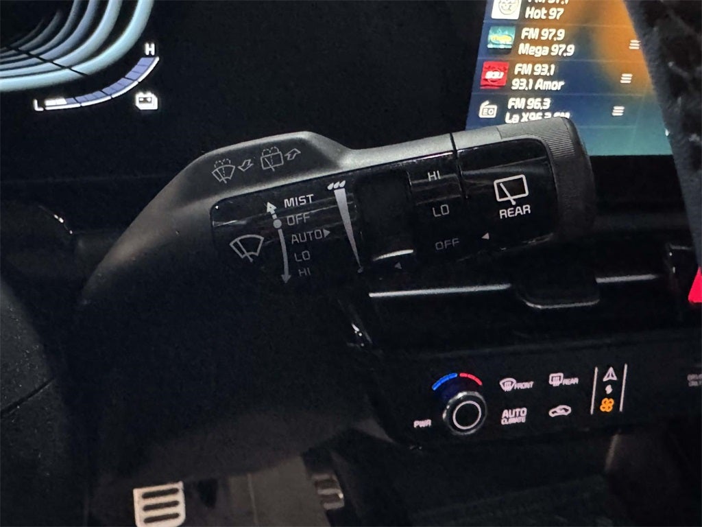 2025 Kia Niro Plug-In Hybrid SX