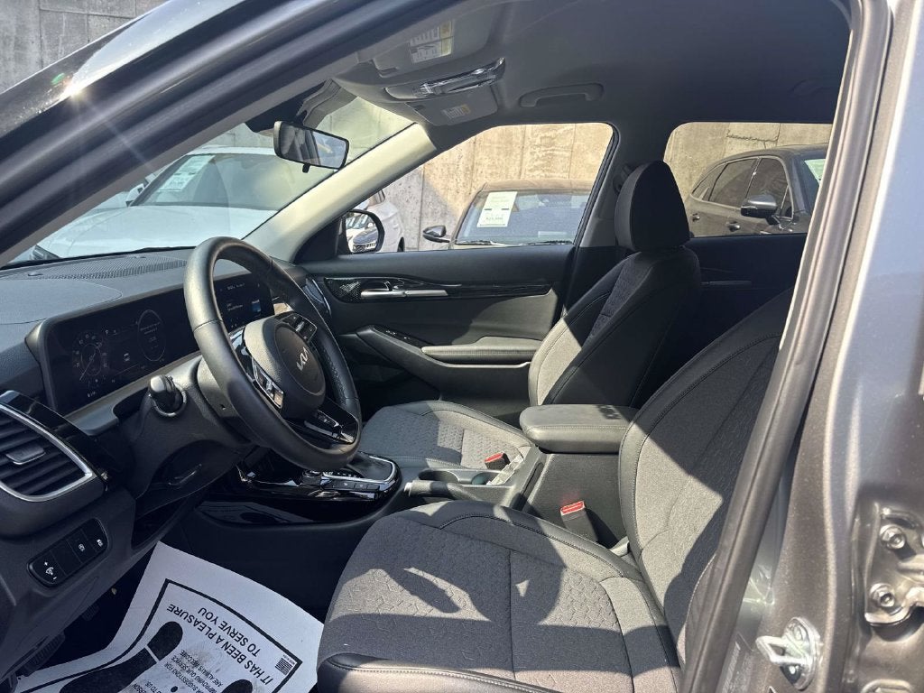 2024 Kia Seltos S