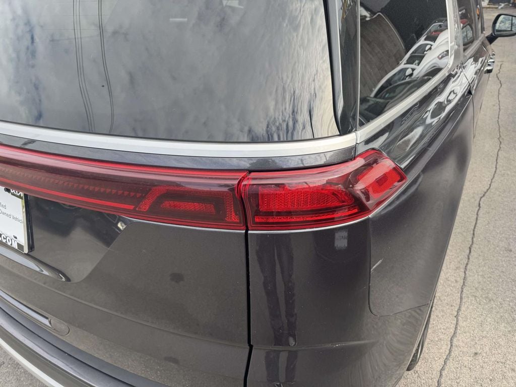 2022 Kia Carnival LX