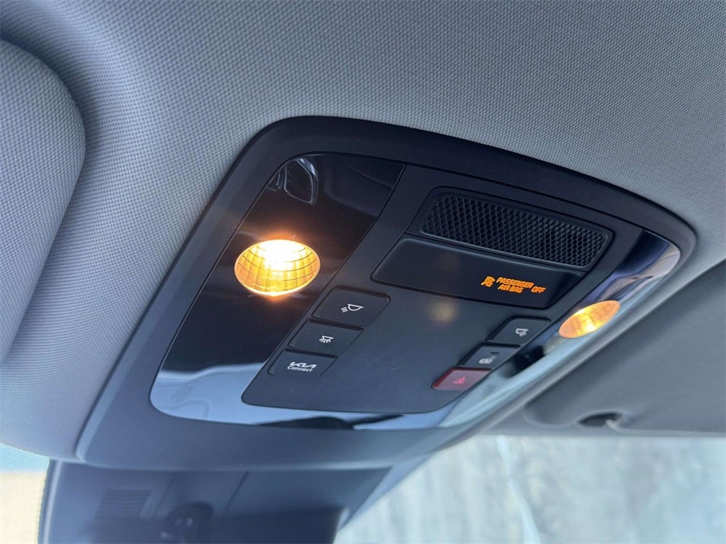 2024 Kia Carnival EX