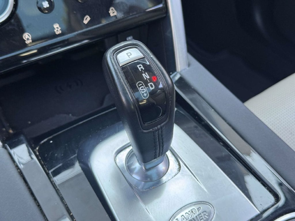 2023 Land Rover Discovery Sport SE