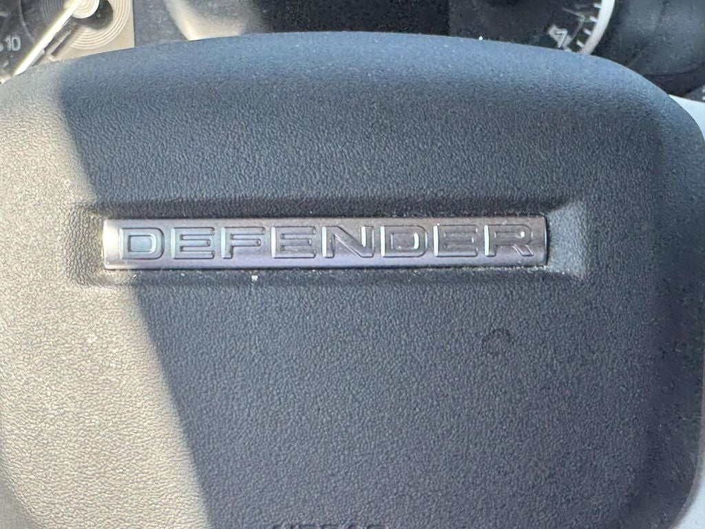 2023 Land Rover Defender 110 SE