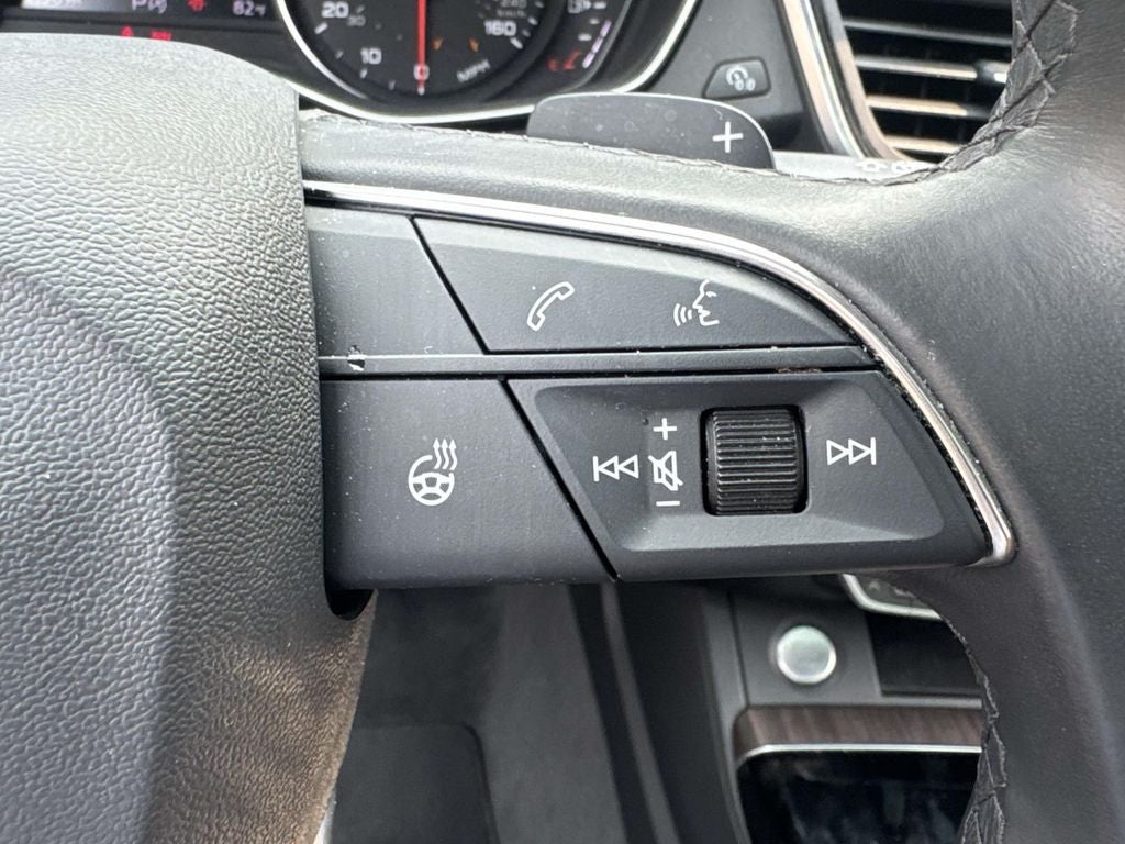 2023 Audi Q5 40 Premium quattro