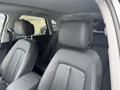 2023 Audi Q5 45 S line Premium quattro