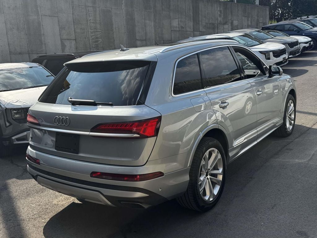 2025 Audi Q7 55 Premium Plus quattro