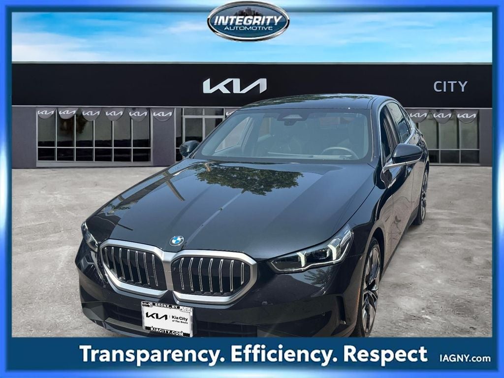 2025 BMW 5 Series 530i xDrive