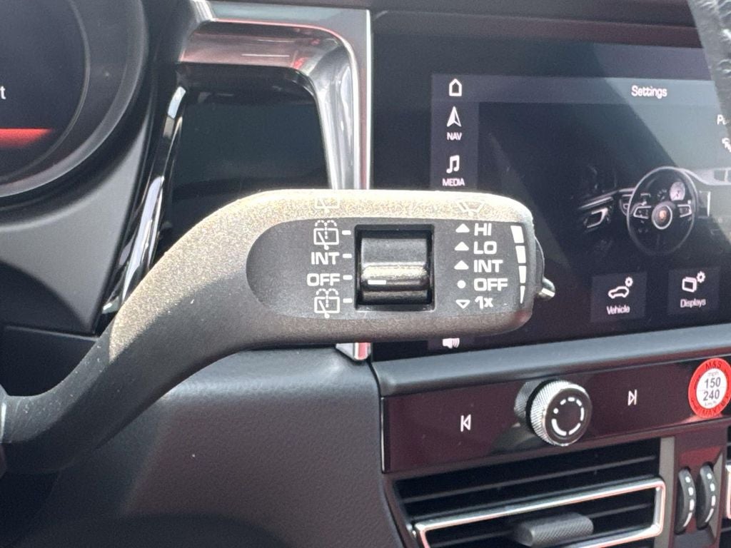 2025 Porsche Macan S