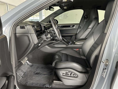 2025 Porsche Cayenne Coupe Turbo GT