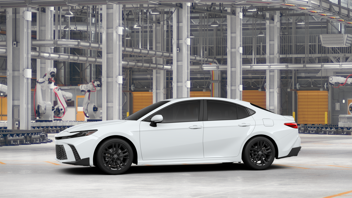 2026 Toyota Camry SE AWD