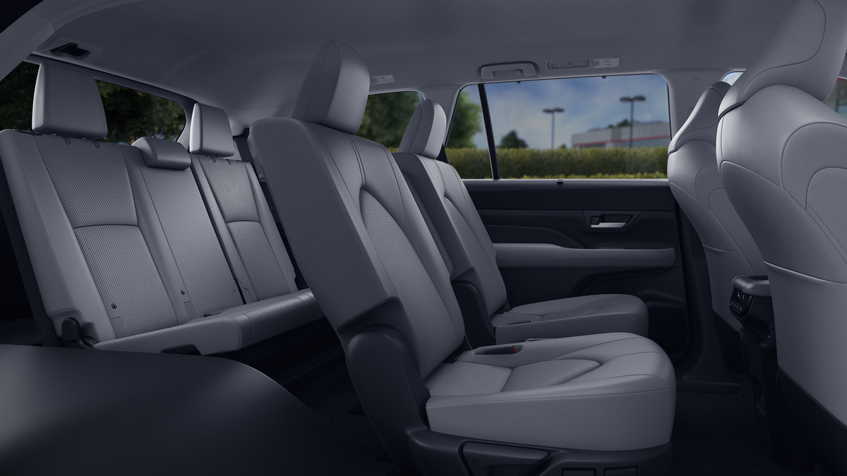 2026 Toyota Grand Highlander Hybrid XLE