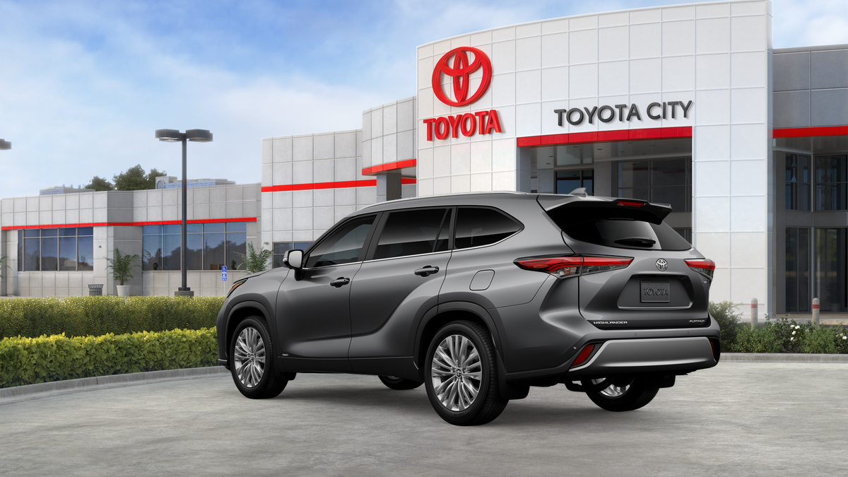 2026 Toyota Highlander Hybrid Platinum