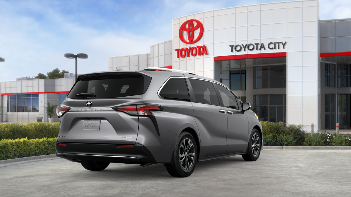2026 Toyota Sienna Platinum